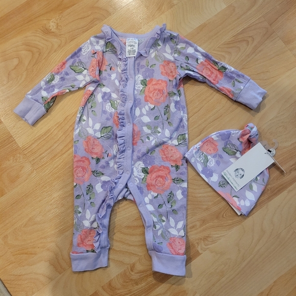 Gerber Modern Moments baby girl Footless Floral Onesie & Hat 3-6 Months - Picture 2 of 7